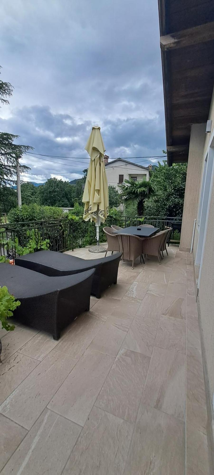 Family Apartment Maria Matulji Exterior foto